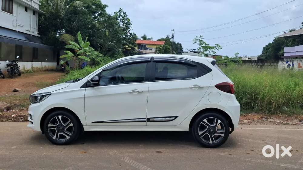 Tata Tiago 2022 Petrol