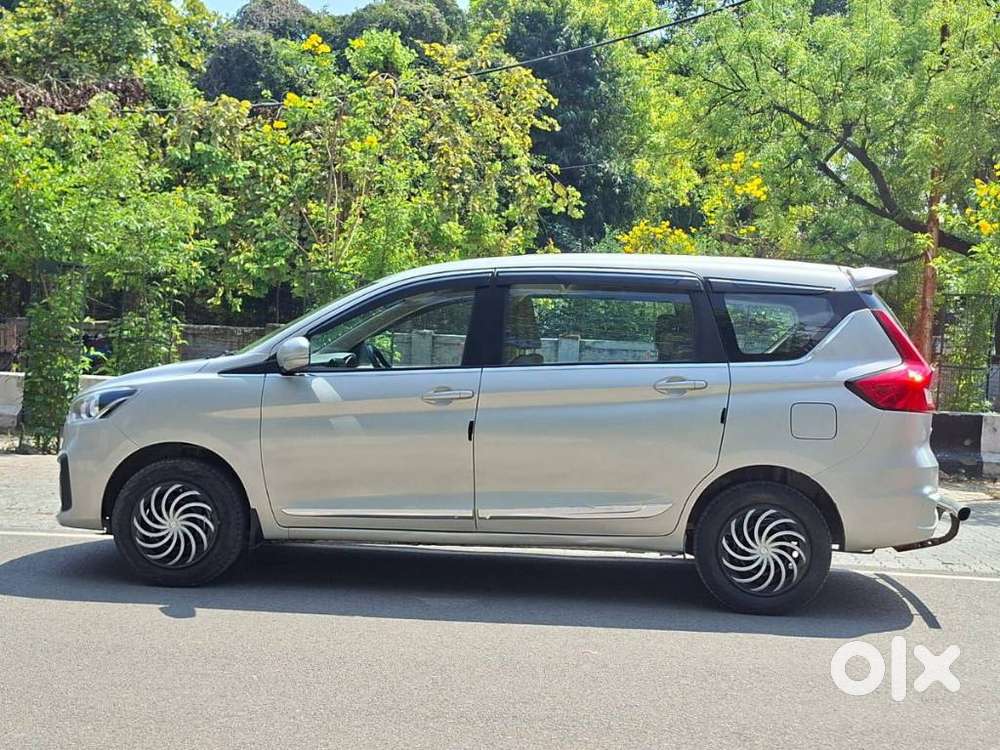 Maruti Suzuki Ertiga 2022-2023 Vxi Cng, 2022, Cng & Hybrids