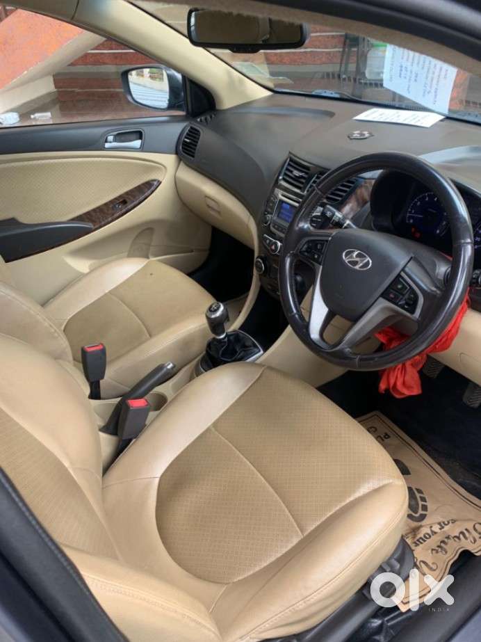Hyundai Verna Fluidic 1.6 Vtvt, 2015, Petrol