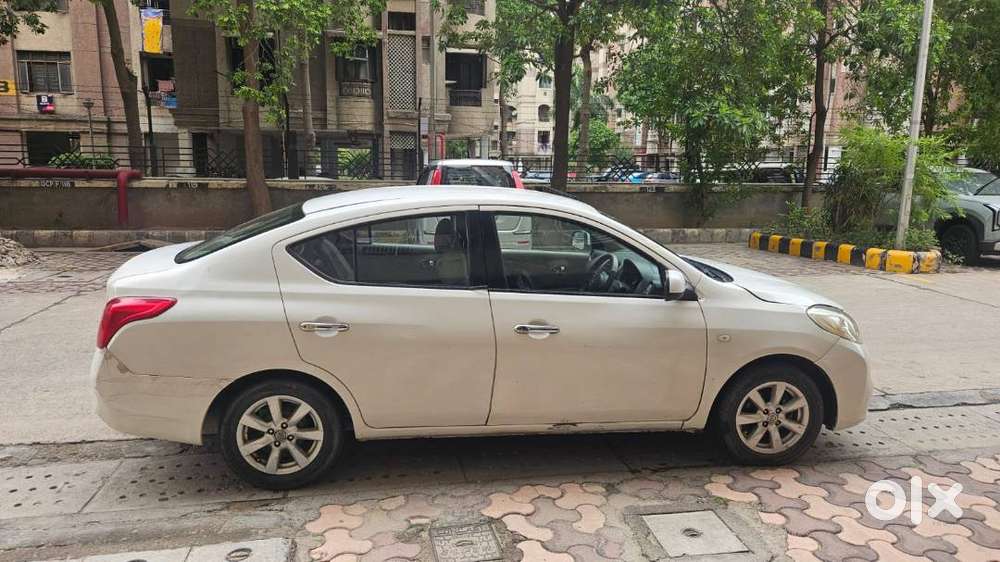 Nissan Sunny Xv 2011