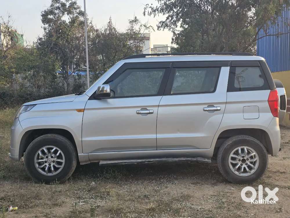 Mahindra Tuv 300 2017