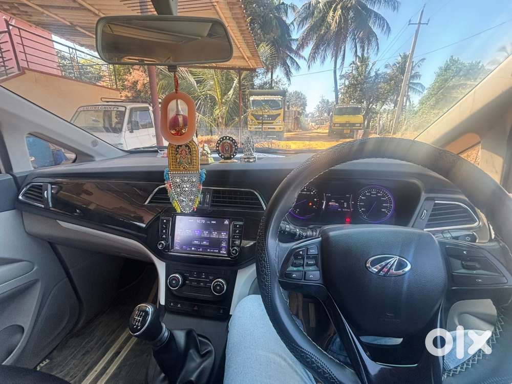 Mahindra Marazzo 2024 Diesel Well Maintained