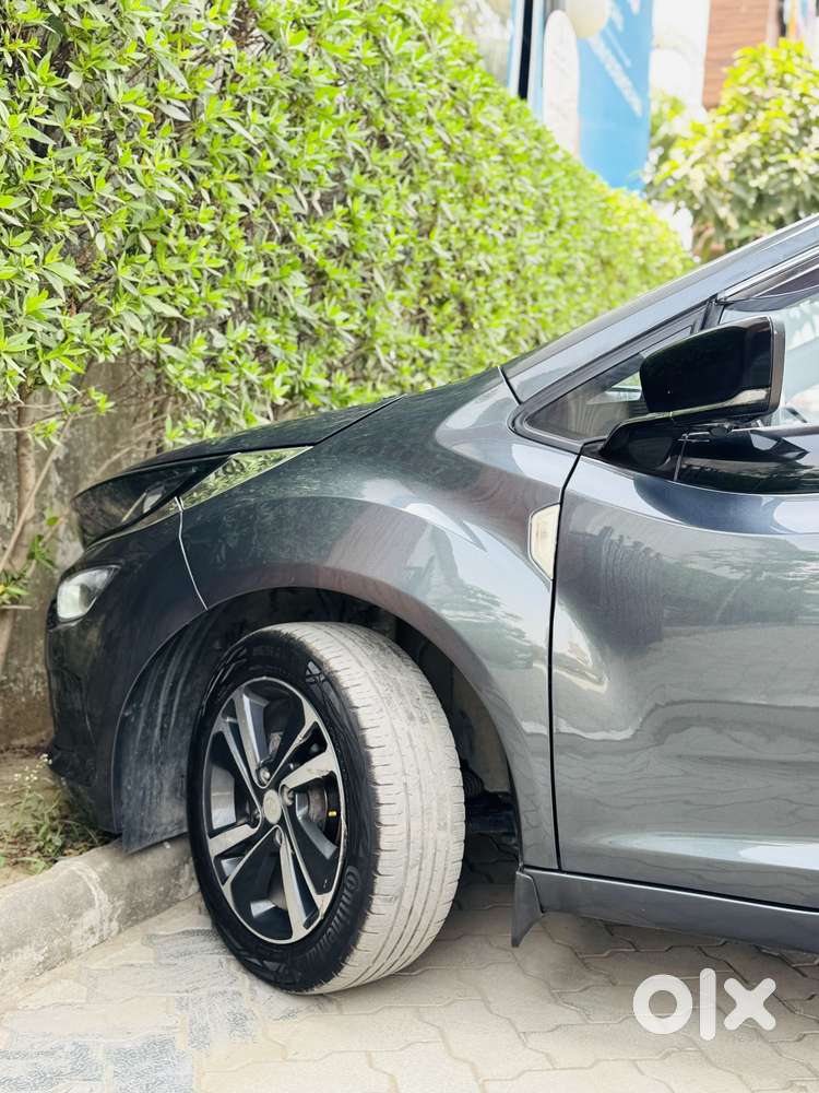 Tata Altroz Xza Petrol, 2021, Petrol