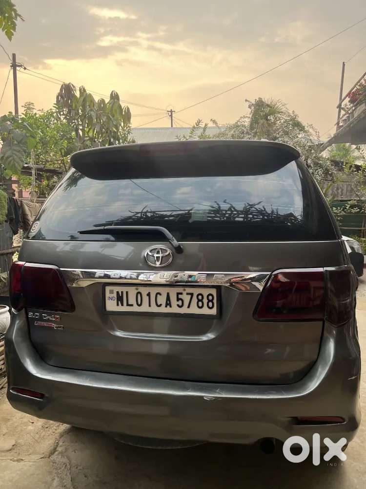 Toyota Fortuner 2012