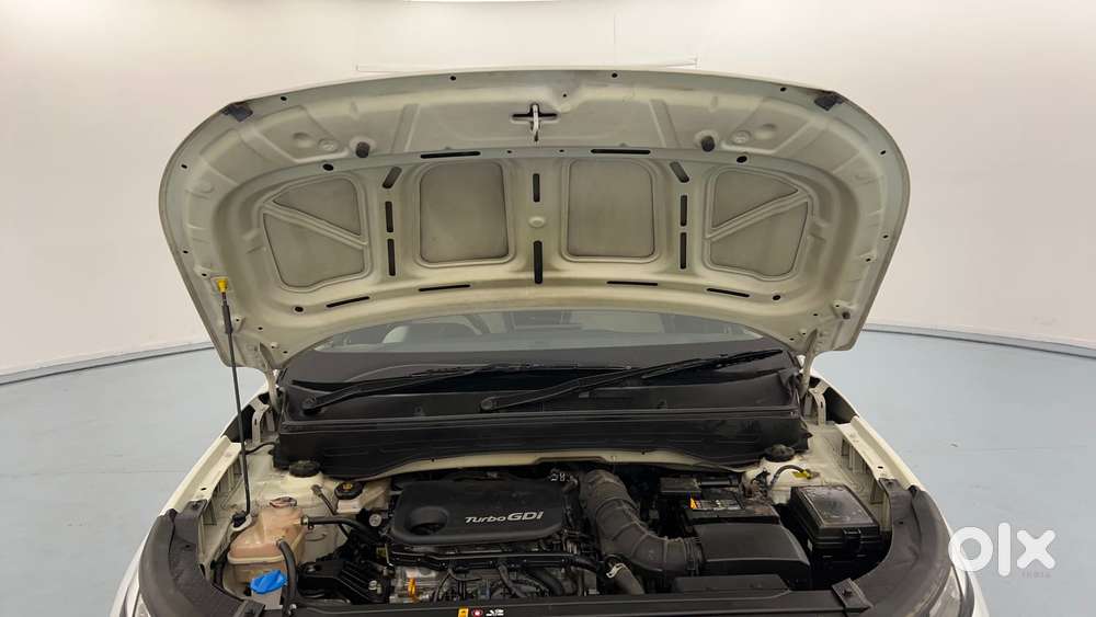 Hyundai Venue 1.0 Sx (o) Turbo Dct, 2023, Petrol