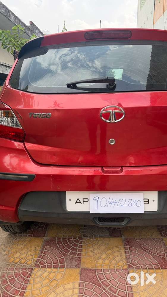Tata Tiago Petrol 2018