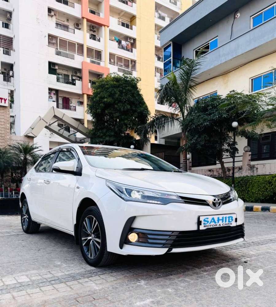 Toyota Corolla Altis 1.8 Gl, 2018, Petrol
