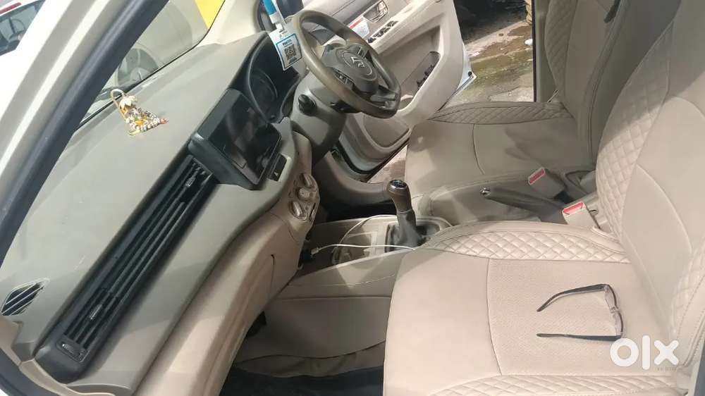Maruti Suzuki Ertiga Vxi 2024