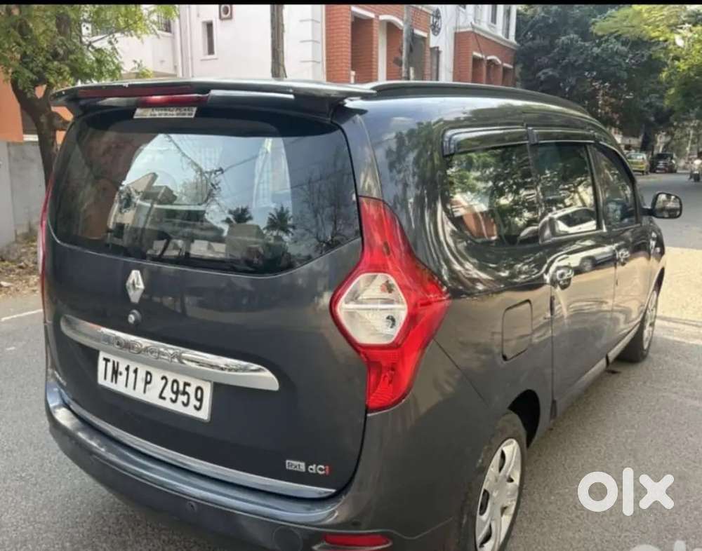 Renault Lodgy 2015 Diesel Well Maintained