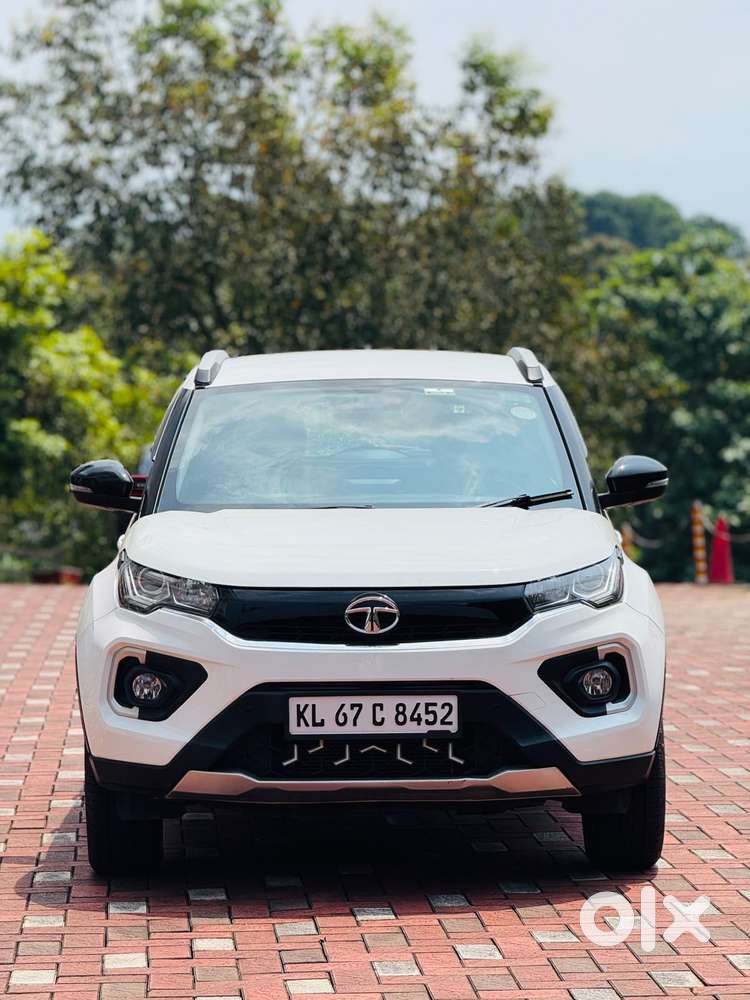 Tata Nexon 1.2 Revotron Xza Plus, 2022, Petrol