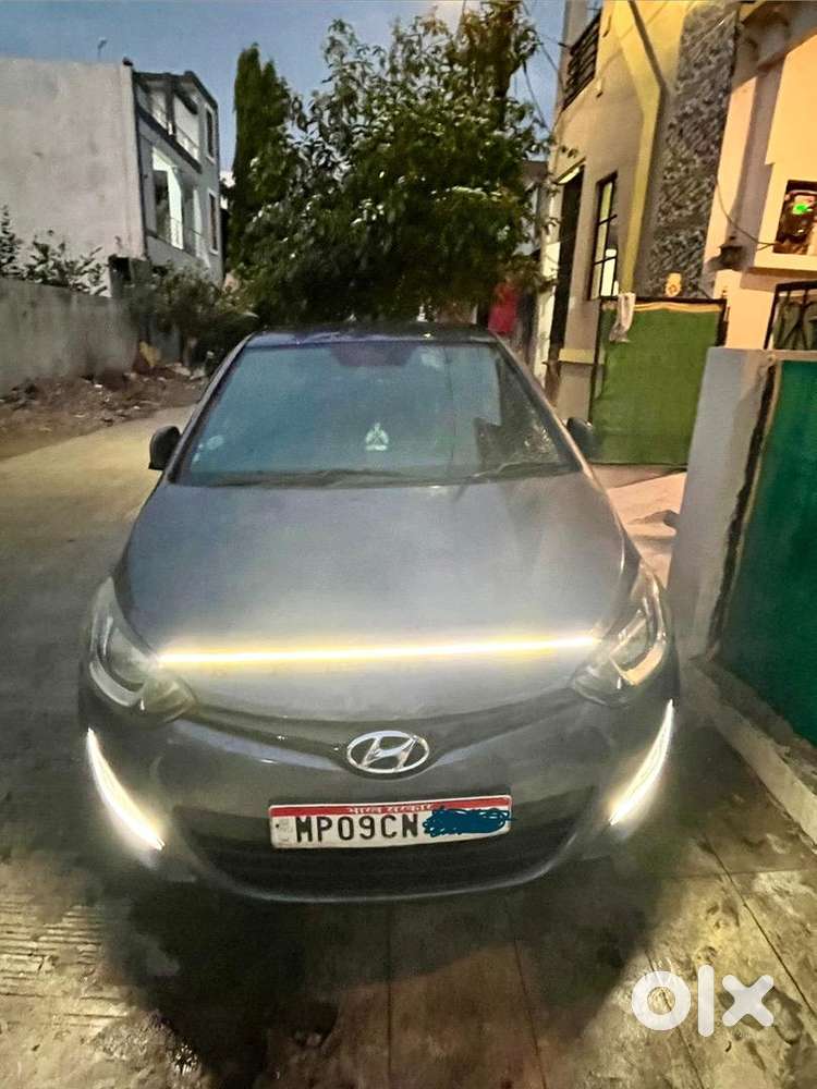 Hyundai 2013 Car Automatic 53300 Km
