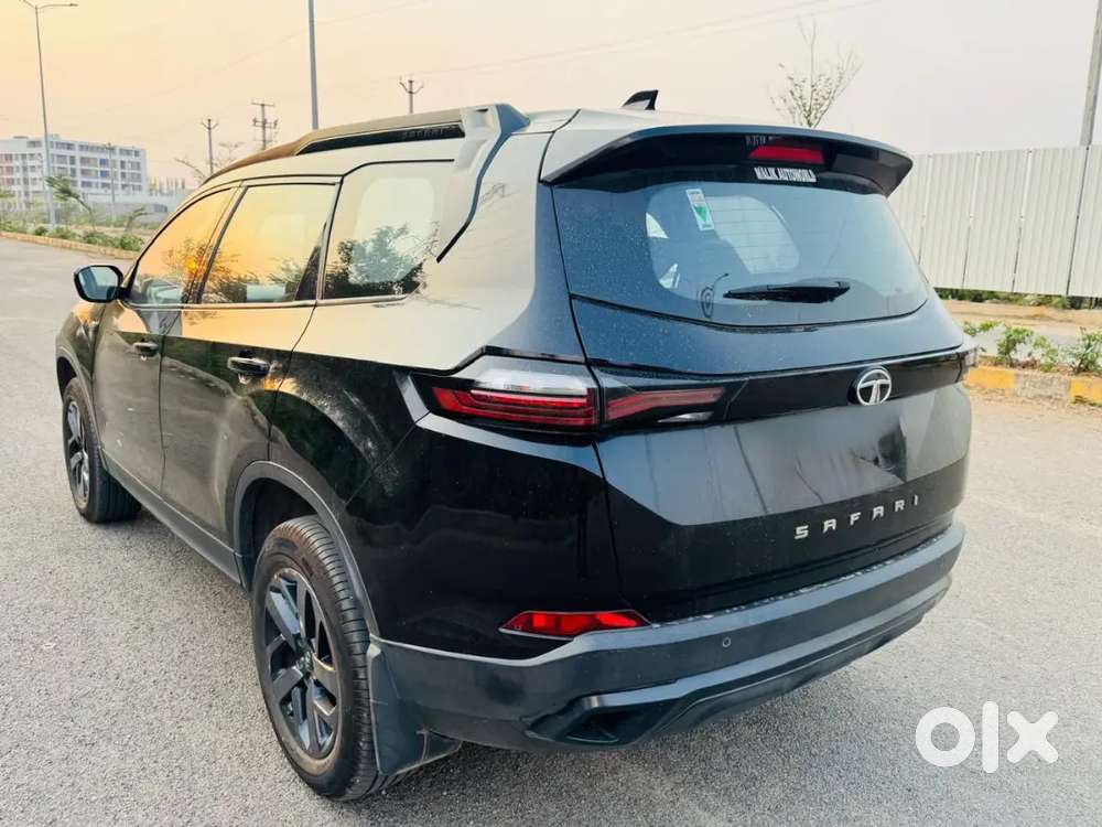 Tata Safari Xza Black Edition