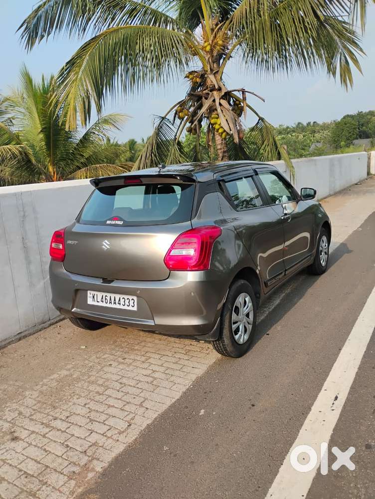 Maruti Suzuki Swift Vxi + Manual, 2025, Petrol
