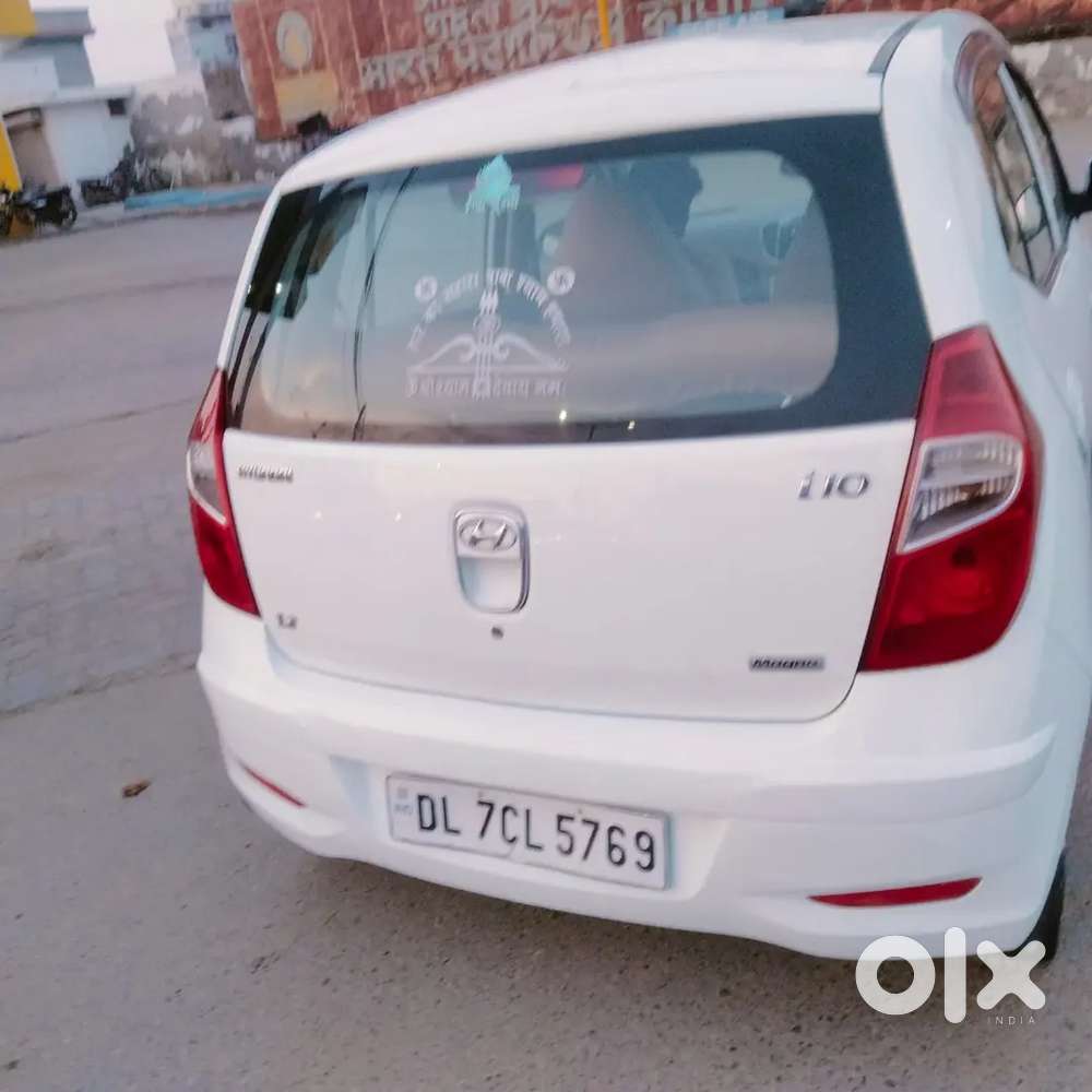 Hyundai I10 2011 Model Petrol Cng Pasing Till July 2026 Dl Number