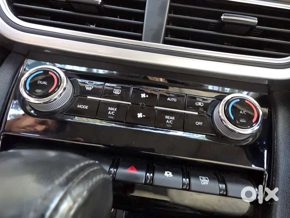 Mahindra Xuv700 2022- Corporate Owned. Showroom Condition