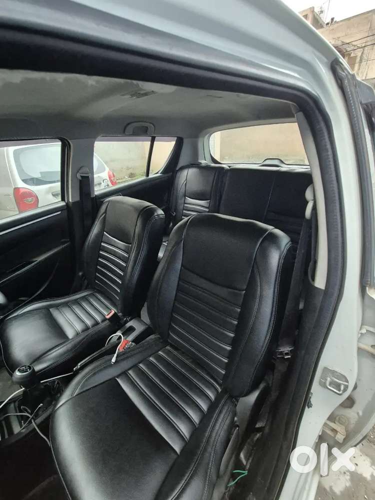 Maruti Suzuki Swift Lxi 2016