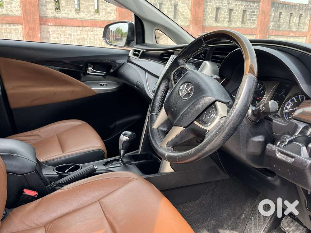 Toyota Innova Crysta 2.7 Zx At, 2017, Petrol