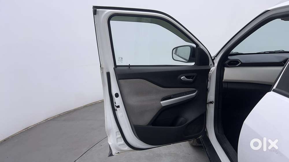 Nissan Magnite 1.0 Xl, 2022, Petrol