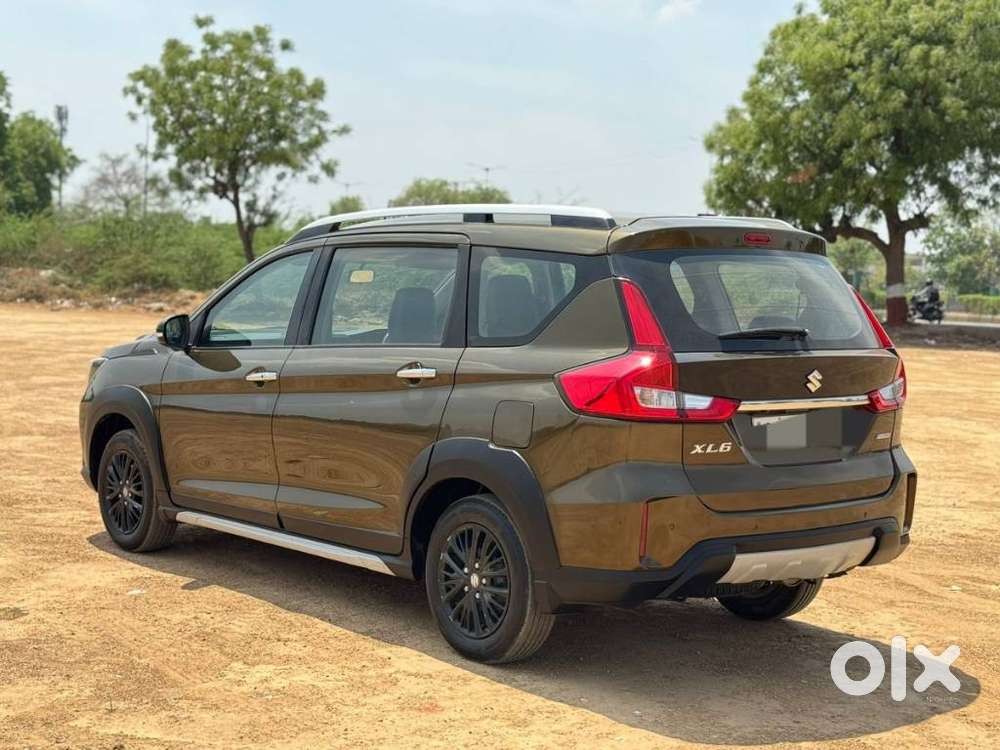 Maruti Suzuki Xl6 1.5 Alpha At, 2019, Petrol