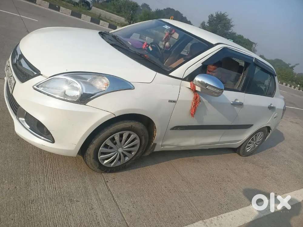 Maruti Suzuki Dzire 1.2 Vxi 2013