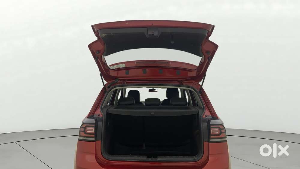 Volkswagen Taigun 1.0 Tsi Highline At, 2022, Petrol