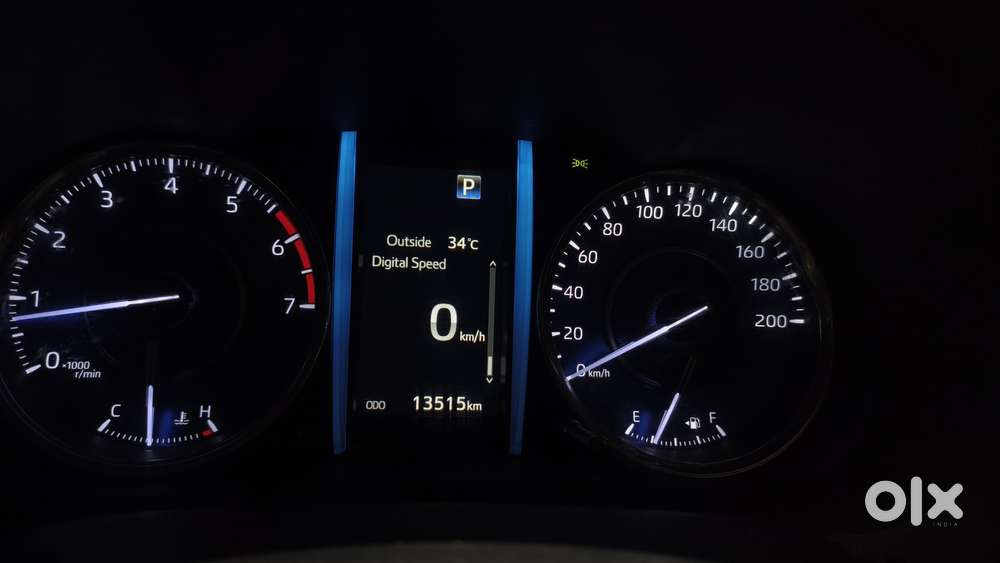 Toyota Fortuner 4x2 At 2.7 Petrol, 2024, Petrol