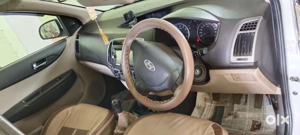 Hyundai Elite I20 2013 Petrol 74000 Km Driven