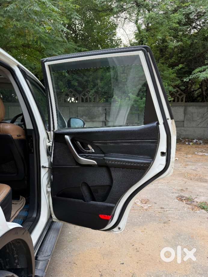 Mahindra Xuv500 W11 Option, 2020, Diesel