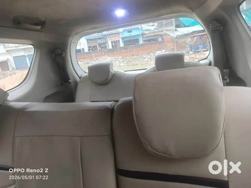 Maruti Suzuki Ertiga 2012
