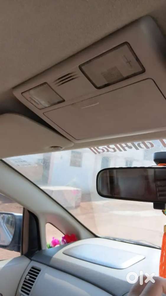 Toyota Innova Hycross 2019