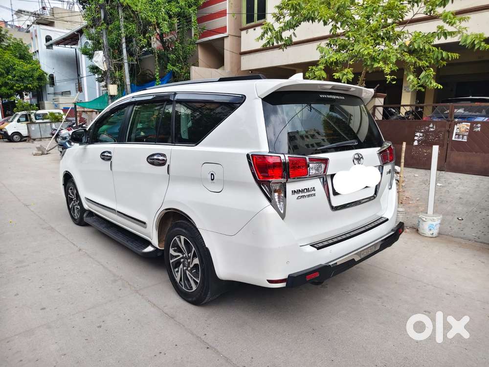 Toyota Innova Crysta 2.4 V 7 Str, 2023, Diesel