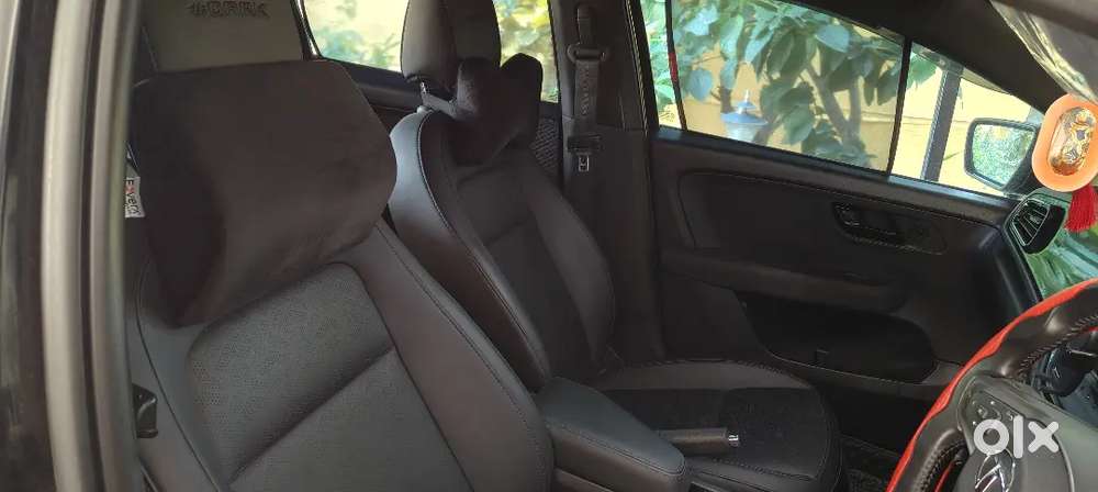 Tata Altroz Dark Edition