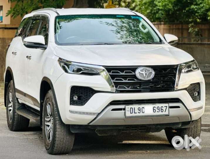 Toyota Fortuner 4x2 At 2.7 Petrol, 2022, Petrol