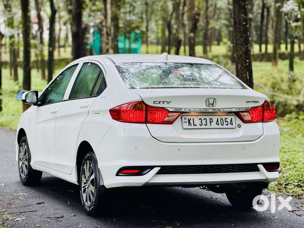 Honda City Zx Vtec Plus, 2022, Petrol