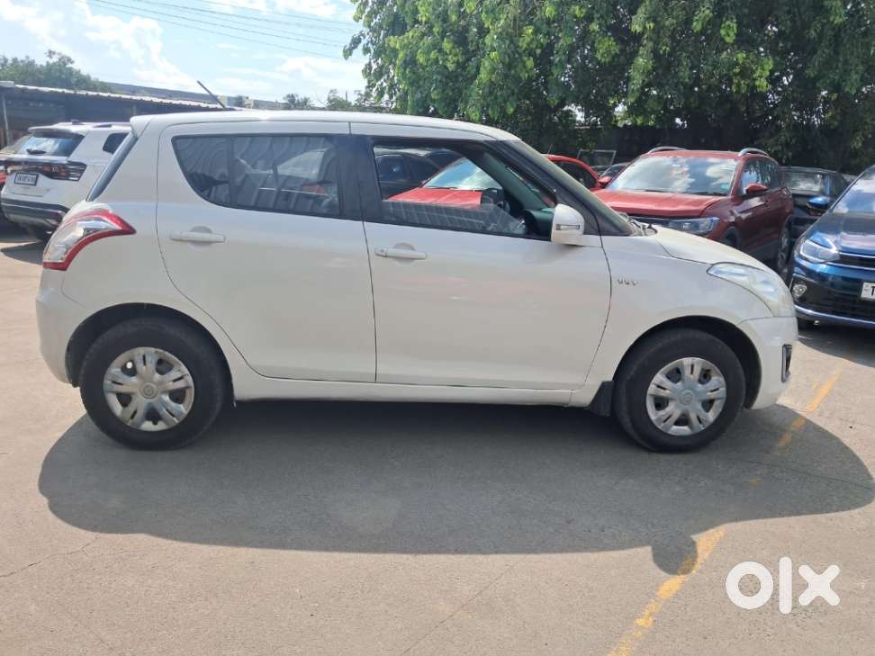 Maruti Suzuki Swift Vxi, 2017, Petrol