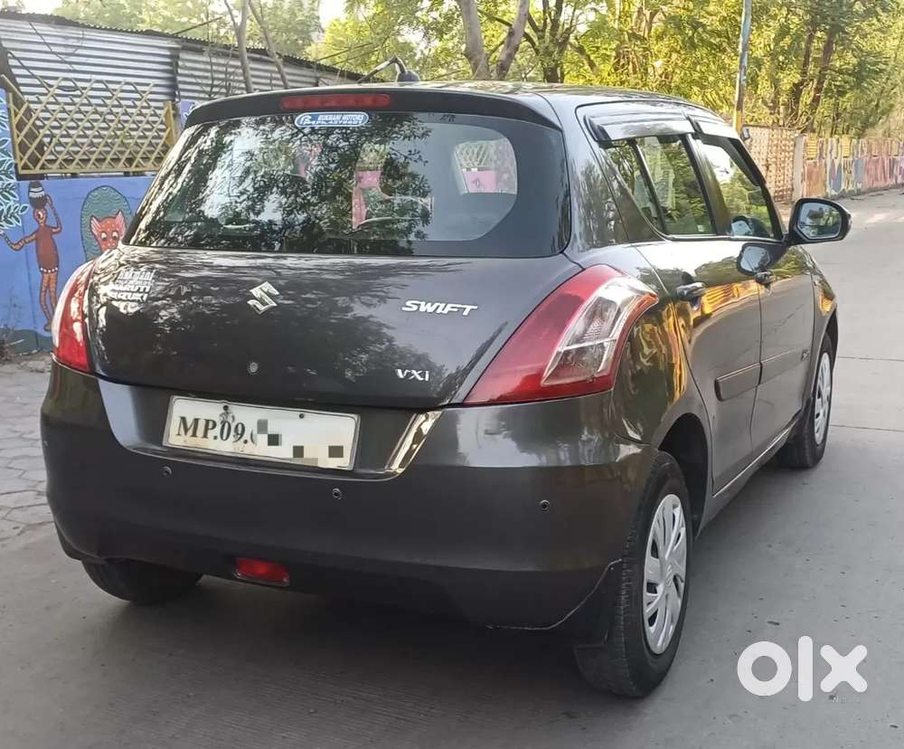 Maruti Suzuki Swift Vxi, 2016, Petrol