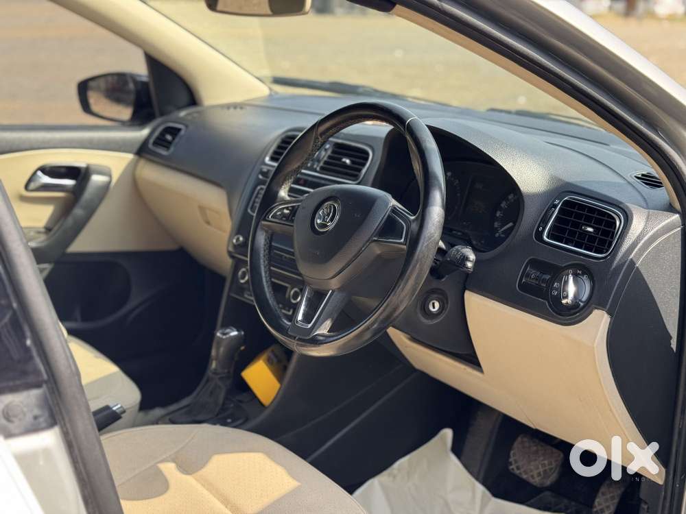 Skoda Rapid Elegance 1.6 Mpfi At, 2017, Petrol