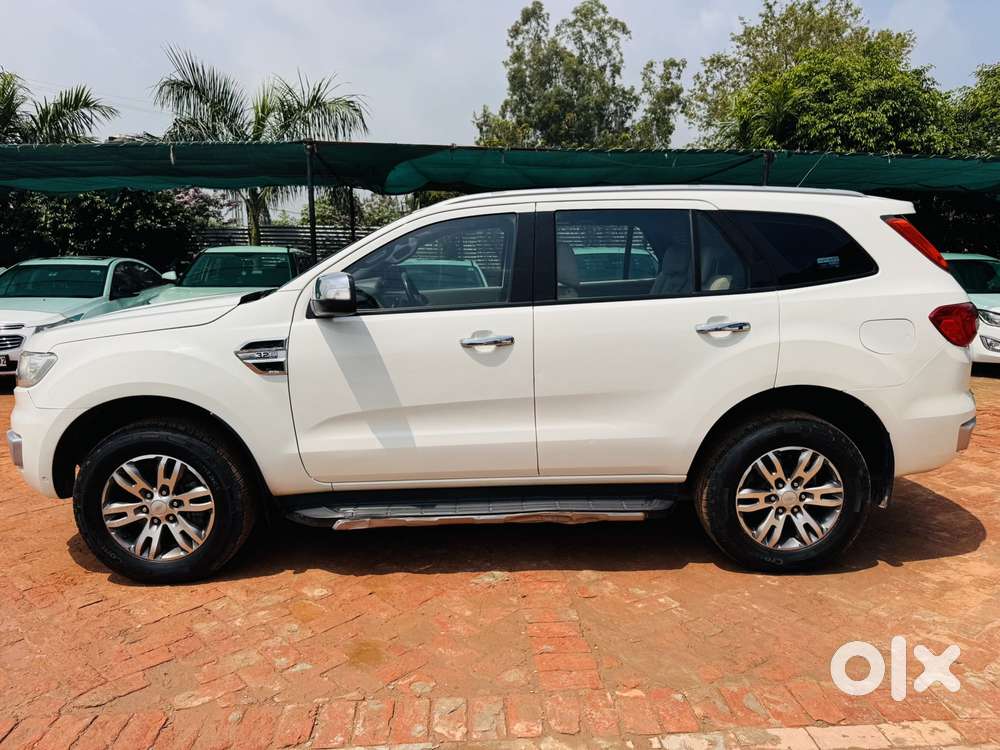 Ford Endeavour 3.2 Titanium At 4x4, 2017, Diesel
