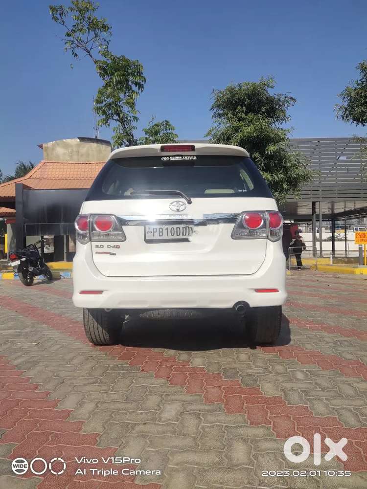 Toyota Fortuner Diesel Manual 2012