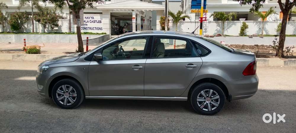 Skoda Rapid 1.5 Tdi Cr Elegance Plus, 2011, Diesel