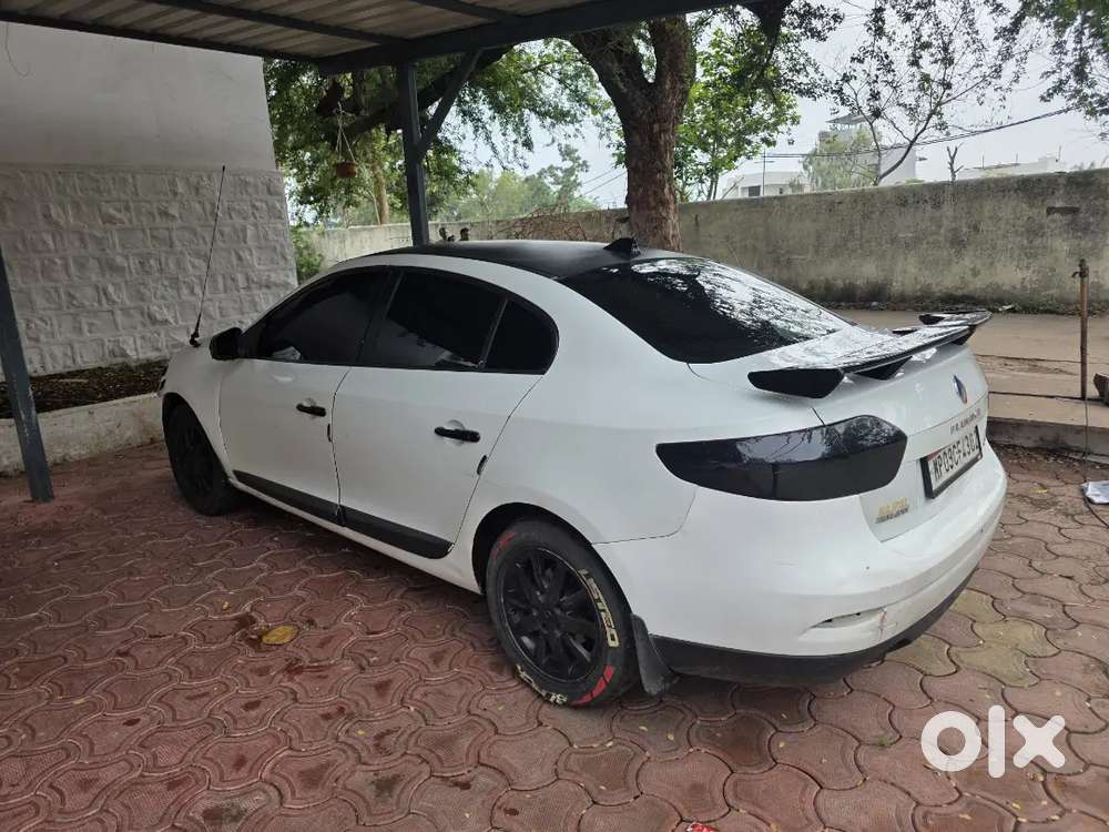 Renault Fluence Diesel Manual 2012