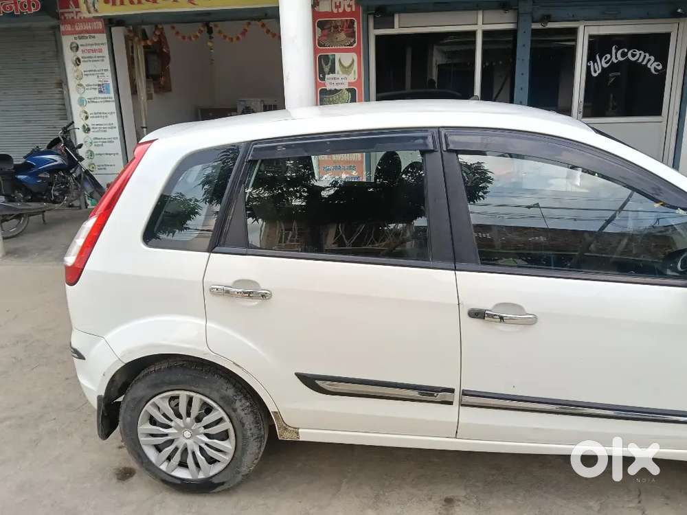 Ford Figo Petrol 2013 Model