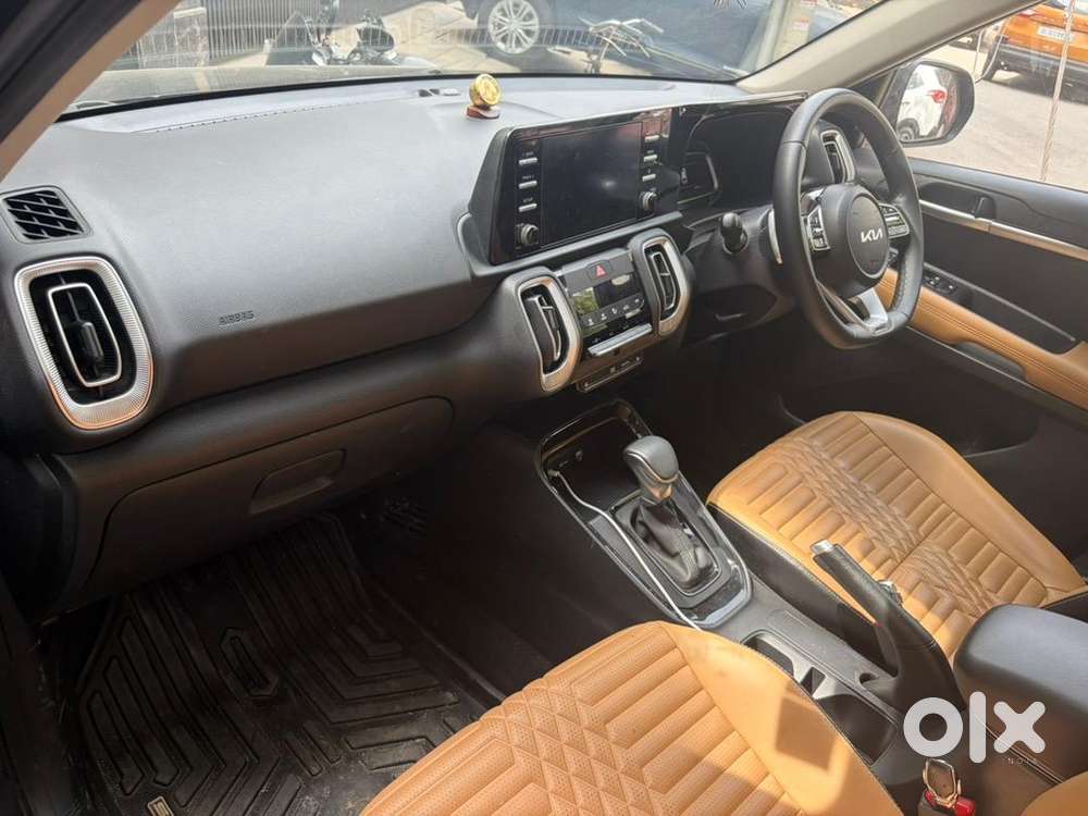 Kia Sonet 2025 Petrol Well Maintained