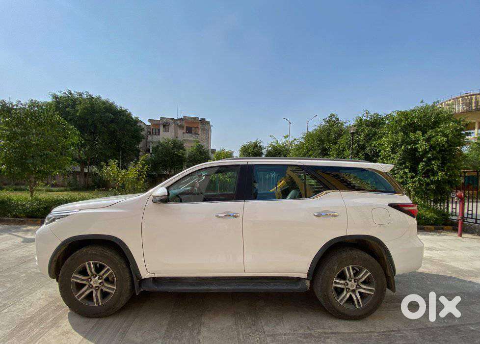 Toyota Fortuner [2021-ongoing] 2.8 2wd Diesel Mt, 2024, Diesel