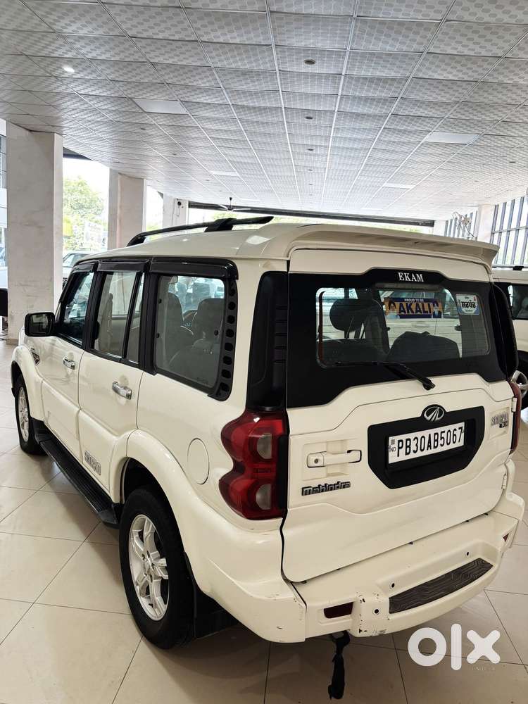 Mahindra Scorpio 1.99 S10, 2016, Diesel