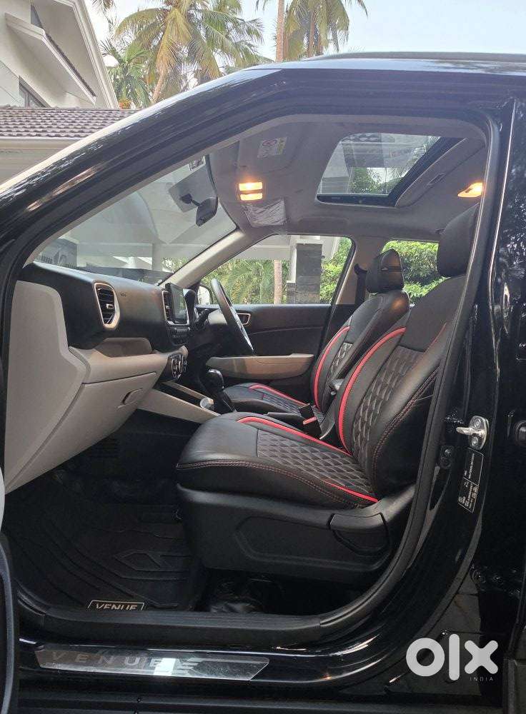Hyundai Venue, 2025, Petrol
