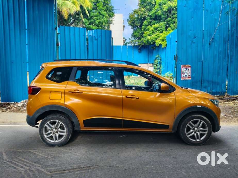 Renault Triber 1.0 Rxz Dual Tone, 2019, Petrol