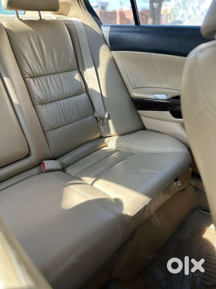 Honda Accord Petrol Manual 2011