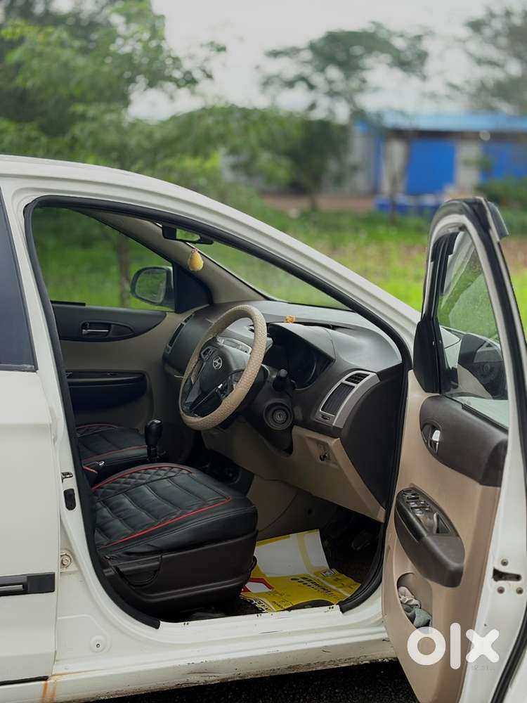 I20 Sportz , Well Maintained Car 24+ Mileage Present, All 4 Tyre New