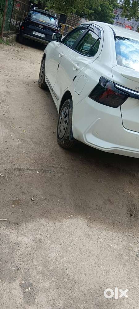 Maruti Suzuki Swift Dzire 1.3 Vxi, 2025, Cng & Hybrids